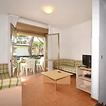 Isotta Apartament *